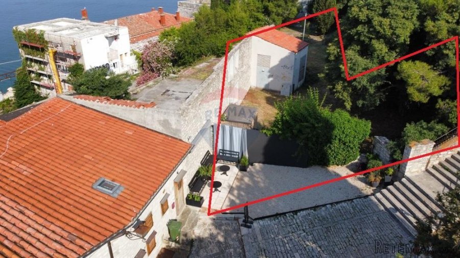 Rovinj-neponovljiva prilika za investiciju-parcela ispod crk - 8