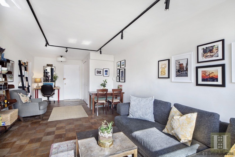 1 bedroom Apartment For Sale: 77..
