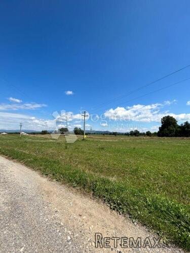 GRAĐEVINSKO / POLJOPRIVREDNO ZEMLJIŠTE GOSPIĆ 18000M2 - 9