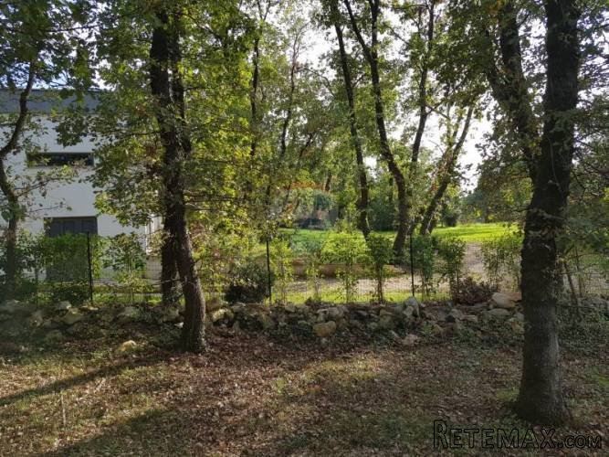 Građevinska parcela površine 980 m2 u mirnom, rubnom... - 4