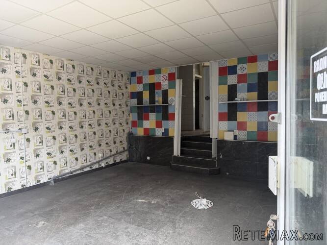 Izdajem lokal na Vidikovačkoj pijaci - 2