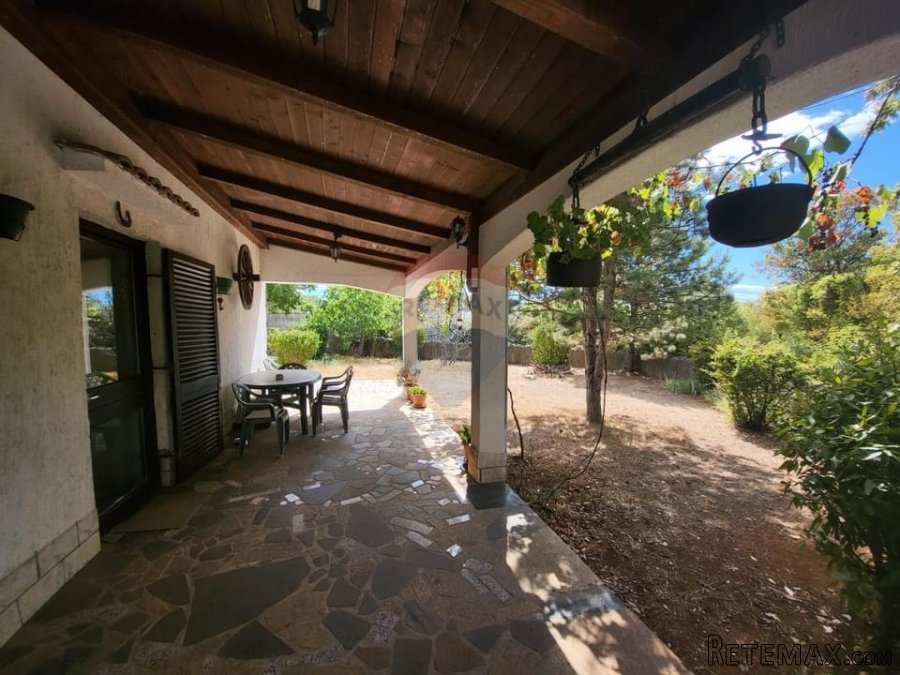 Otok Krk, Dobrinj, samostojeća kuća 3S+DB, 100 m2 - 3