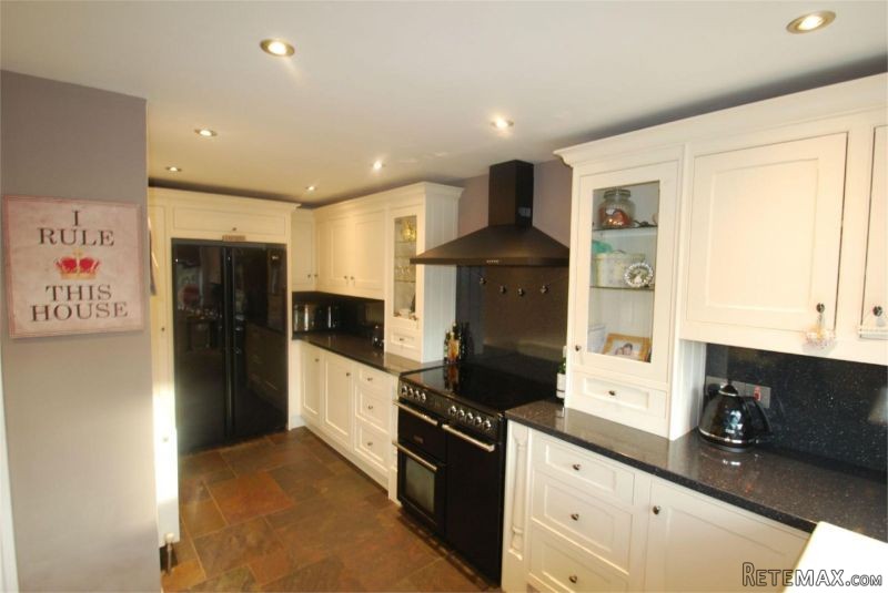 4 Bedroom Semi-Detached House - 2