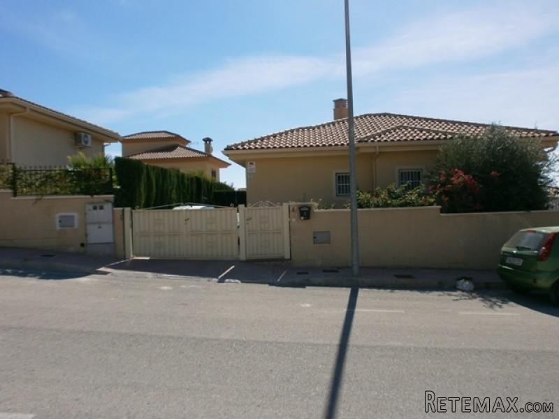 4 Bedrooms - Villa - Alicante - For Sale - 2