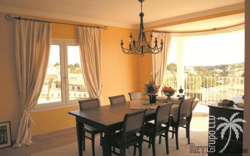 Luxury villa built in 2001, fully equipped and arranged.. - 8