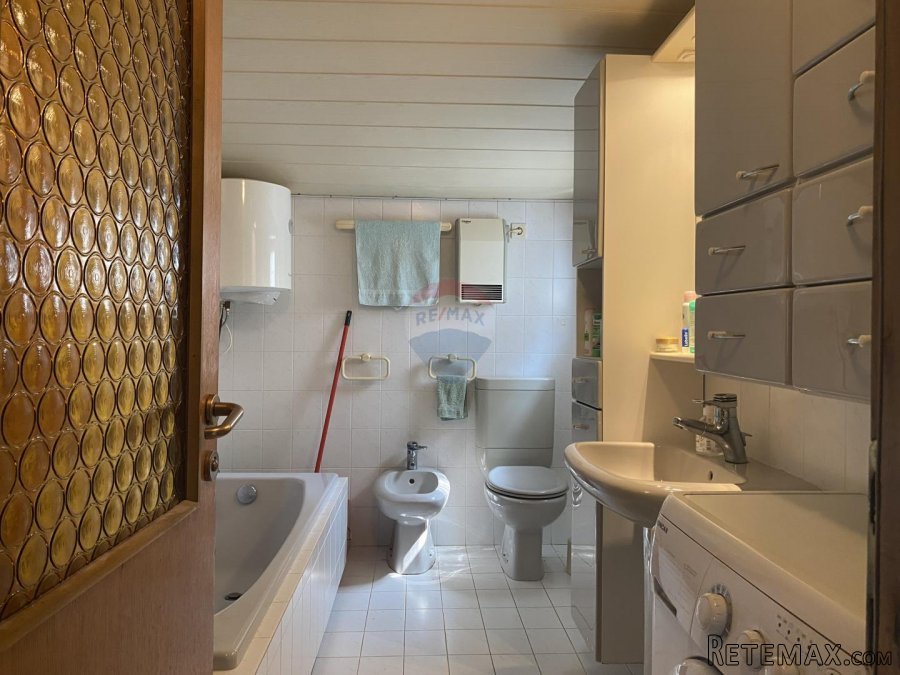 Otok Krk, Dobrinj, samostojeća kuća 3S+DB, 100 m2 - 9