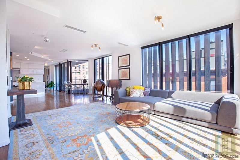 2 bedroom Apartment For Sale: 268 WYTHE..