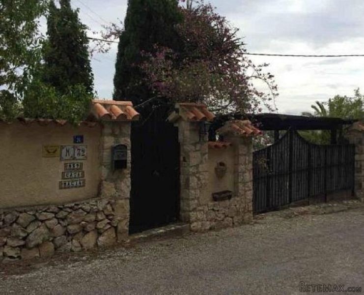 2 Bedrooms - Casa - Alicante - For Sale