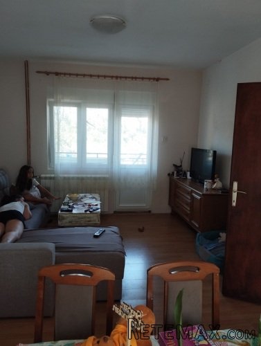 Tresnja,kuca 200m2,20ari,uknjizeno,vlasnik 1/1 - 7