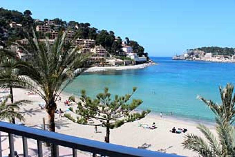 Beach Front Apartment With Sea Views ...