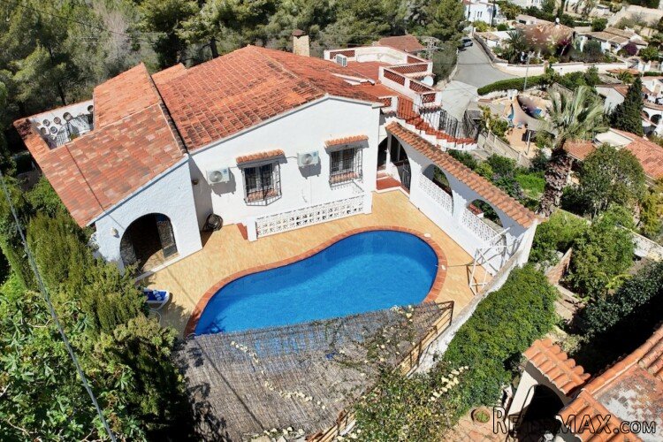 Located in the Buenavista area of Benissa Coast, this..