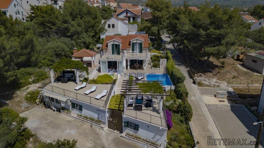 Brač, Milna - kuća s bazenom, 4 apartmana, 250m2, 670m2 o.. - 9
