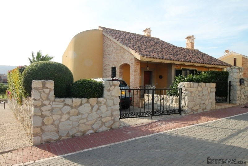 3 Bedrooms - Villa - Alicante - For Sale - 2
