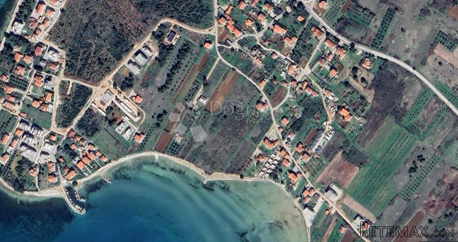 Privlaka : PREMIUM zemljište 200 m od mora - 2