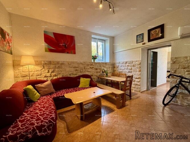 PULA, centar – prodaja / stan 55 m² s vrtom i parkirnim mj.. - 2