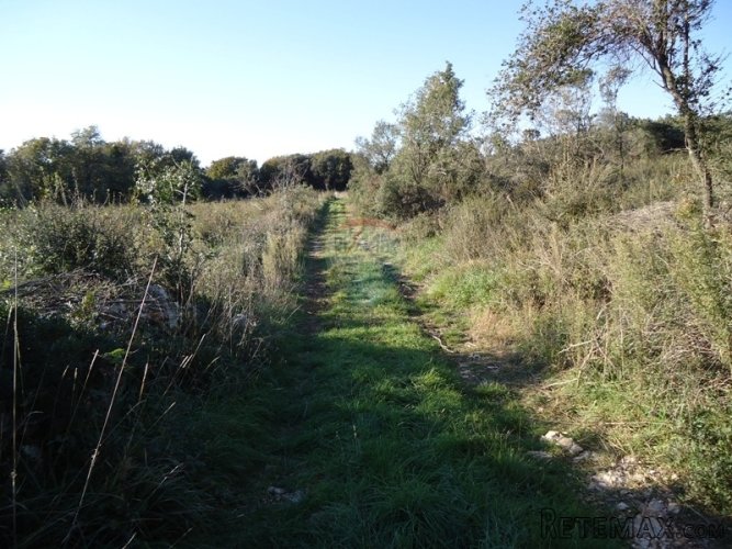 KVALITETNO GRAĐEVINSKO ZEMLJIŠTE 1 KM OD MORA - 3