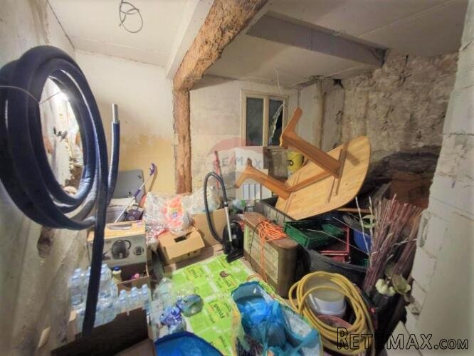 Rovinj,fantastičan podrum sa pregršt potencijala-10,5m2 - 3