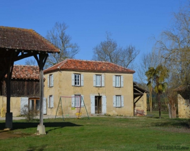 Restored traditional farmhouse with.. - 2