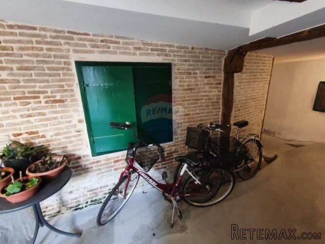 Rovinj,fantastičan podrum sa pregršt potencijala-10,5m2 - 6
