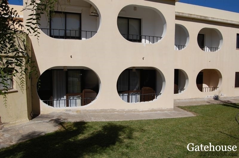 2 Beds Apartment For Sale In Carvoeiro..