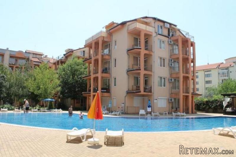 Top floor apartment with 2 bedrooms in..