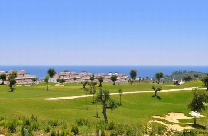 4 Bedrooms - Villa - Malaga - For Sale