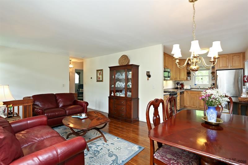 3 bedroom House For Sale: 383 Sprout.. - 2