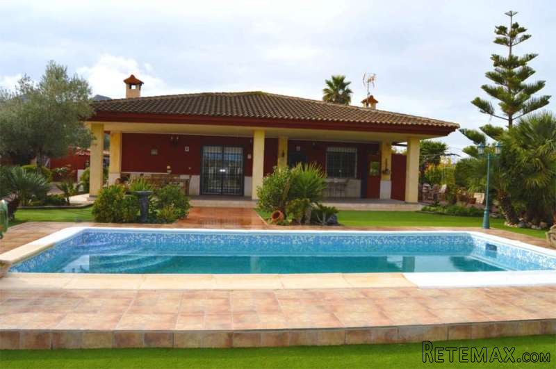 3 Bedrooms - Villa - Alicante - For Sale