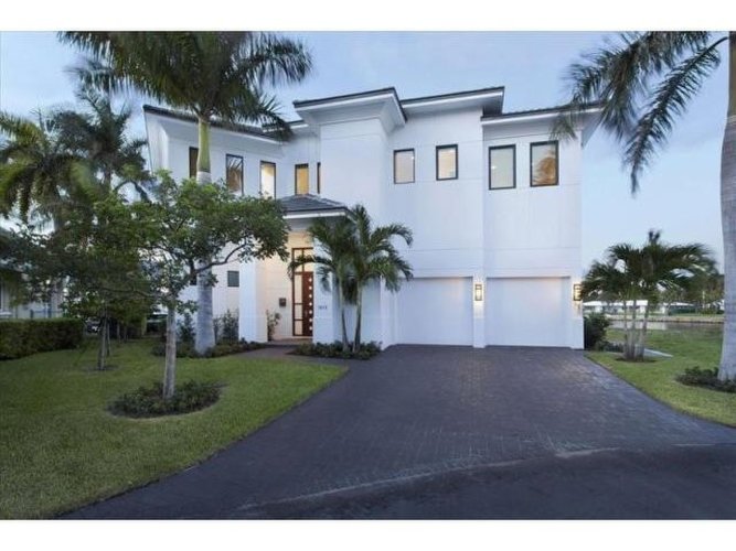 4 bedroom House For Sale: 1653.. - 2