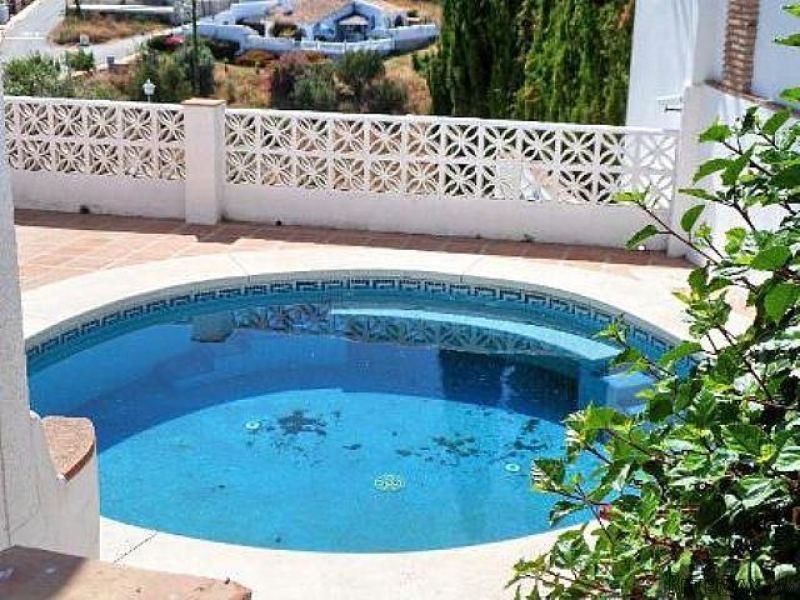 Elevated Rustic Villa Cerros del Aguila