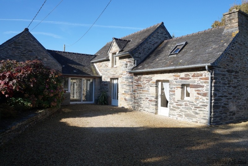 Longere With Extra Gite Potential