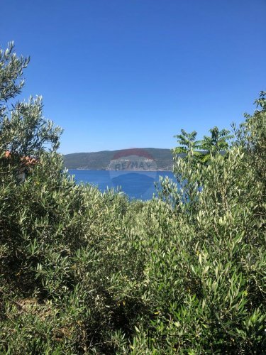 Otok Cres,Valun-kuća s dva stana u blizini mora - 2