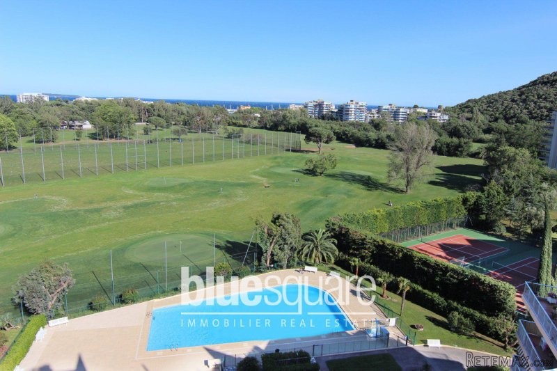 3 bed penthouse apartment - Mandelieu..