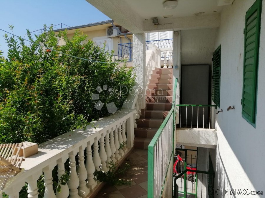 VODICE, apartmanska kuća sa panoramskim pogledom na more - 5