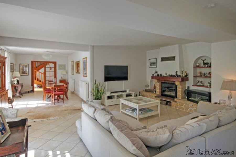 Clussais-la-Pommeraie (79) - Beautifully presented 5 bed/4bath.. - 6