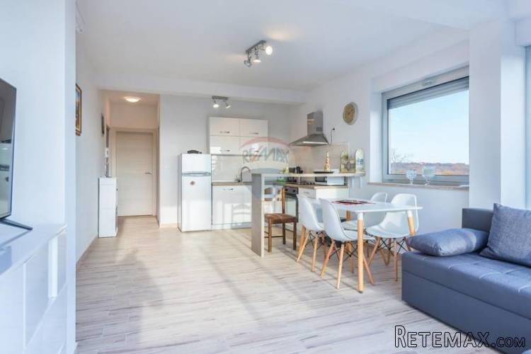 ISTRA, MEDULIN, prozračan namješten apartman u novoj zgradi