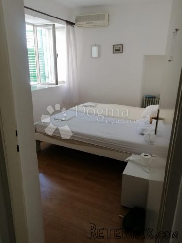 VODICE, apartmanska kuća sa panoramskim pogledom na more - 9