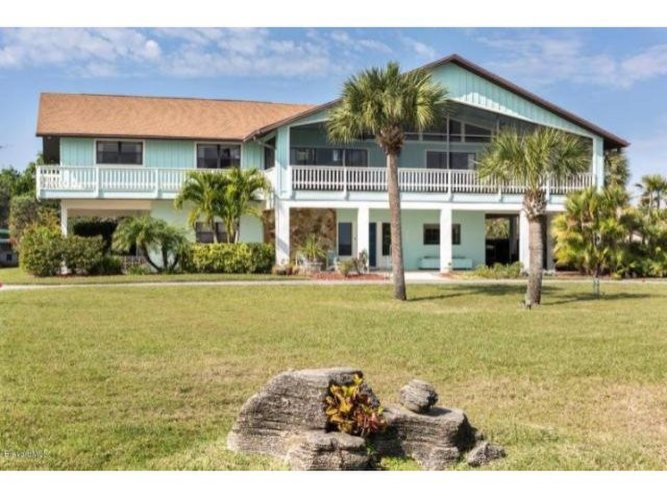 4 bedroom House For Sale: 2460 Rocky.. - 2