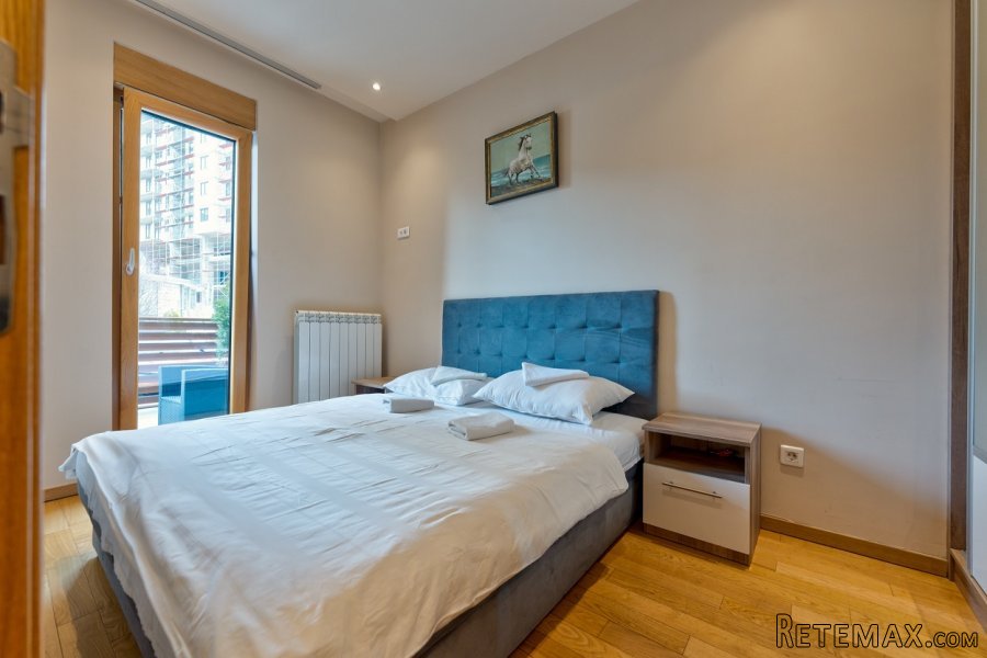 STROGI CENTAR ZLATIBORA-NASELJE KALMAN-PRODAJA APARTMANA - 12