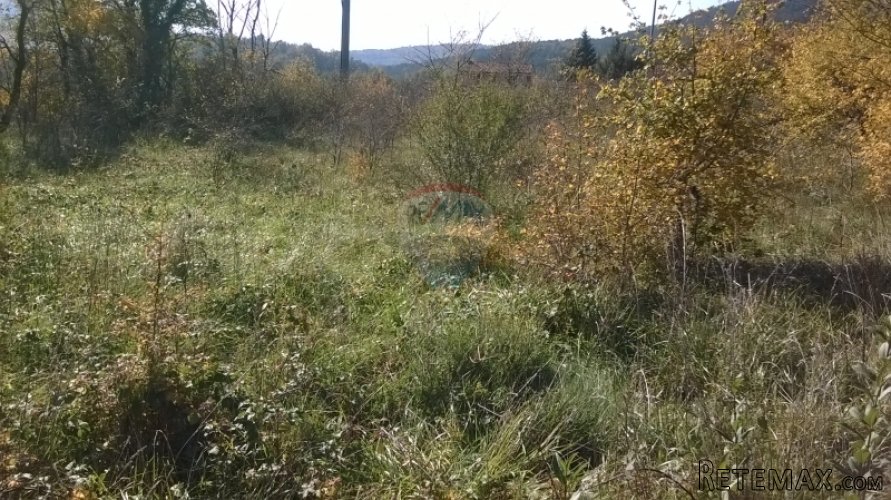 BUZET, ŠTRPED, GRAĐEVINSKO ZEMLJIŠTE - 2