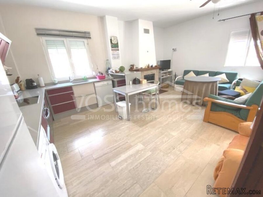Large 2 bed 1 bath country property with garage and great.. - 15