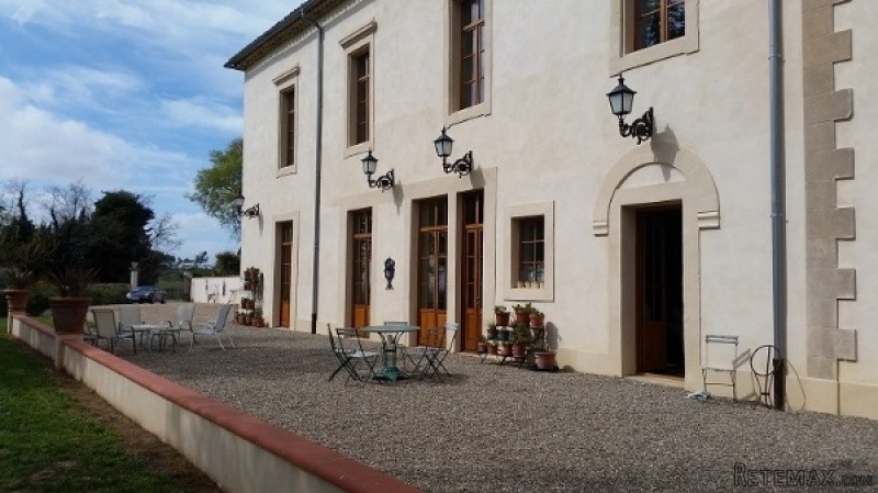 Superb Restored Castle With 3.. - 2