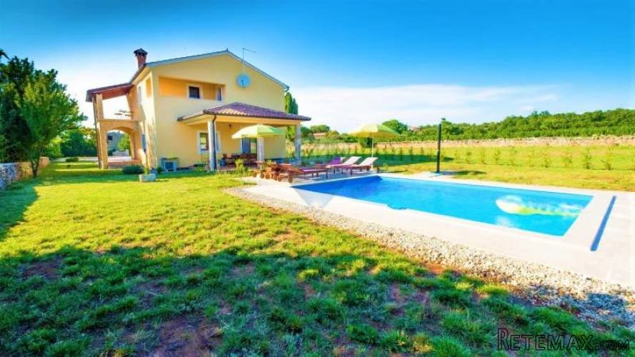 SREDIŠNJA ISTRA, SVETVINČENAT - PRILIKA!! Predivna Villa...