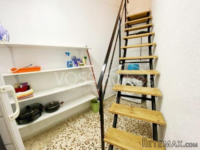 NEW LISTING TO VOSS HOMES - A spacious, renovated 2 storey.. - 17