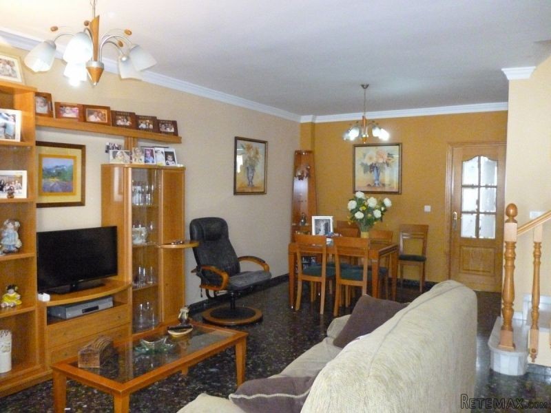 4 Bedrooms - Town House - Malaga - For.. - 2