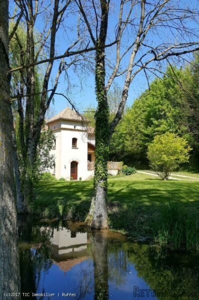 Beautifully Renovated Mill Set In.. - 2