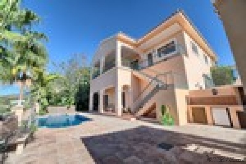 4 Bedrooms - Villa - Malaga - For Sale - 2