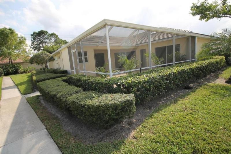 1204 Nw Sun Terrace Cir #25, Port Saint.. - 2