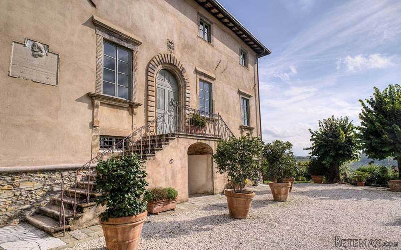 Fascinating Aristocratic Villa