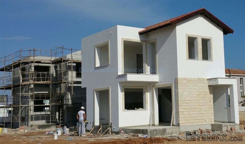 House Detached - For Sale - 4 Bedrooms - 2